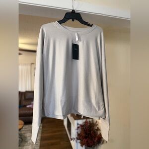 Fabletics Cloud Jersey Boxy-Long Sleeve Top